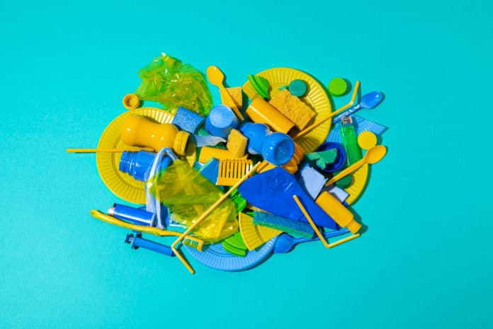 5 Tips Kurangi Sampah Plastik Mulai dari Diri Sendiri